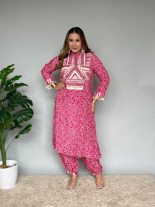 Pink Bandhani Print Cord Set With Threadwork