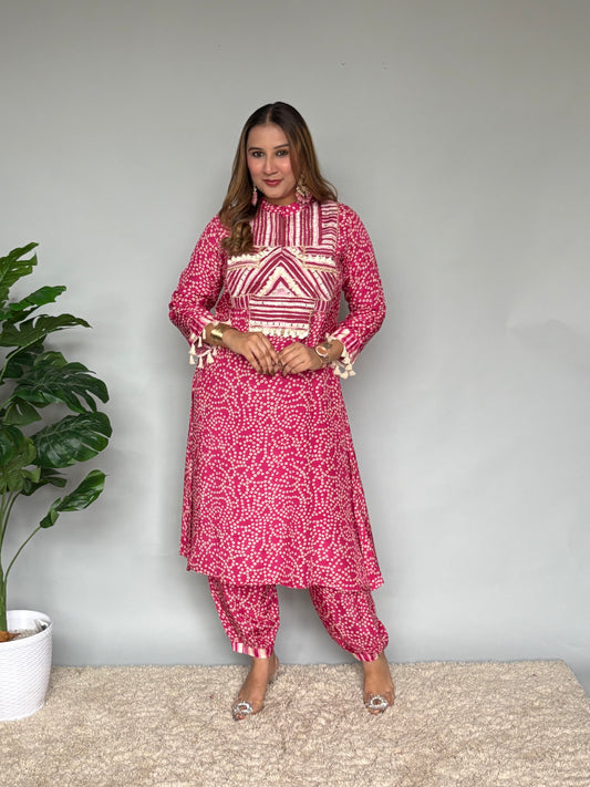 Pink Bandhani Print Cord Set With Threadwork